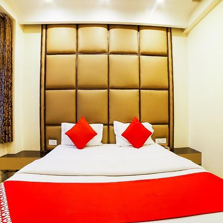 نيودلهي Oyo 78699 Hotel Klick International المظهر الخارجي الصورة